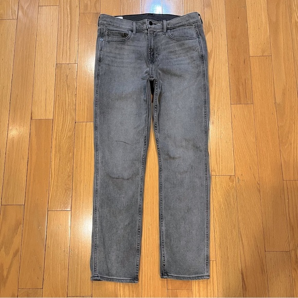 GAP Vintage Slim Mid Rise Jeans. Gray Wash. Size 10. NWOT. - Picture 2 of 7